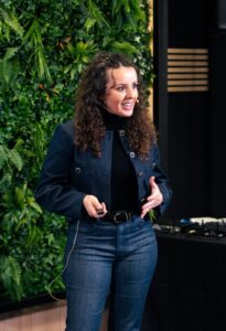 Marisa Oliver, profesorado IAB